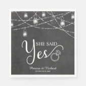 彼女はイエスと言った ラスティックチョーク 婚約パーティー スタンダードランチョンナプキン (正面)
