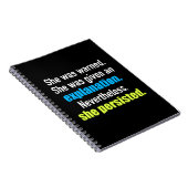 彼女はエリザベスワーレン主張しました ノートブック (右側)