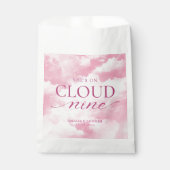 彼女はクラウドナインのピンクブライダルシャワー フェイバーバッグ (正面)
