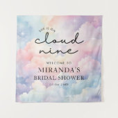 彼女はクラウドナインのブライダルシャワーウェルカムサインに タペストリー (正面)