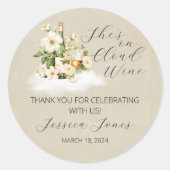 彼女はクラウドワインブライダルシャワーの招待を受けている ラウンドシール (正面)