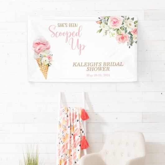 彼女はスクープされたブライダルシャワー旗 横断幕 (インサイチュ)