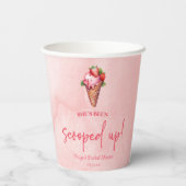 彼女はスクープされた！アイスクリームブライダルシャワー 紙コップ (裏面)