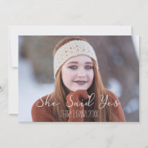 彼女はタイポグラフィの発表Yes結婚を言った