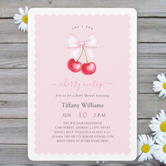 彼女はトップのピンクの弓のベビーシャワーのさくらんぼ 招待状