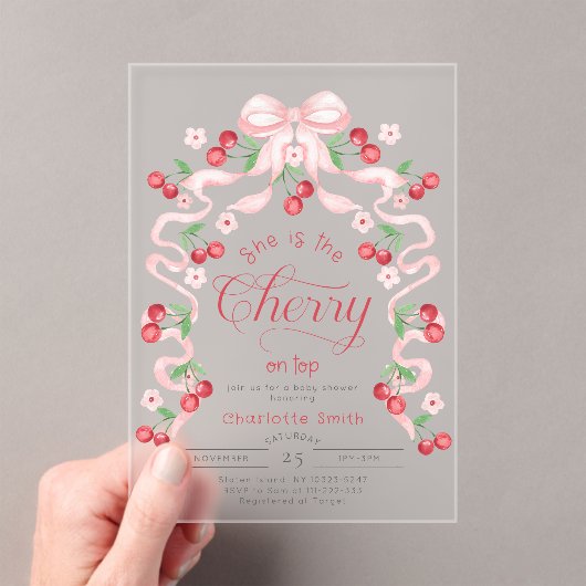 彼女はトップピンクの弓のさくらんぼベビーシャワー アクリル招待状 (インサイチュ (ポータブル))