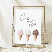 彼女はブライダルシャワーカードとギフトをスクープされた ポスター