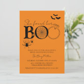 彼女はブーのハロウィーンブライダルシャワーを見つけた 招待状 (スタンド正面)