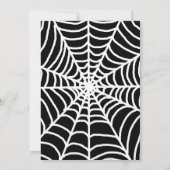 彼女はブーブブラックハロウィーンブライダルシャワーを見つけた 招待状 (裏面)