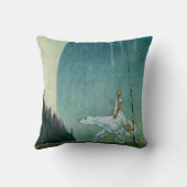 彼女はベア・ケイ・ニーセンにしっかりと寄り添った クッション (裏面)