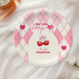 彼女はベビーシャワーのさくらんぼだ ペーパープレート