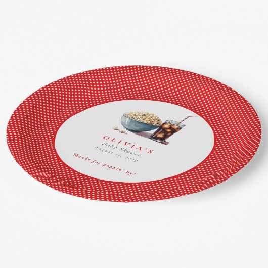 彼女はポップコーンポップ・アートのソーダの赤ちゃんシャワーを開こうとしている ペーパープレート (アングル)