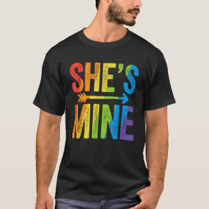 彼女はマイニングレズビアンプライドTシャツLGBT花嫁Weddin Tシャツ