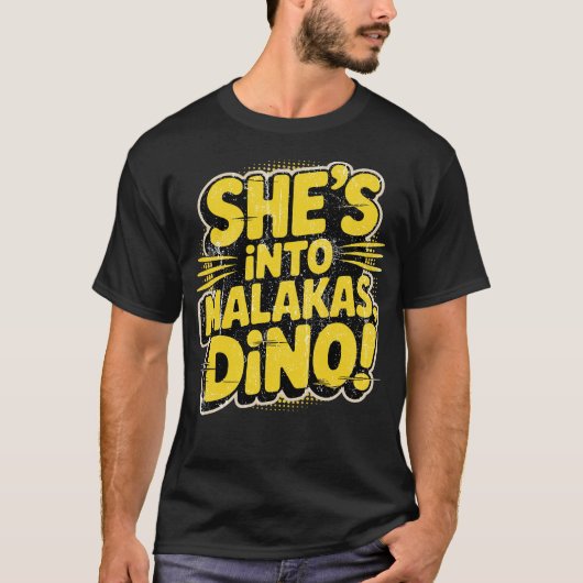 彼女はマラカスが好きだ、ディノ！ Tシャツ (正面)