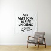 彼女はユニコーンに乗って生まれました タペストリー (インサイチュ)