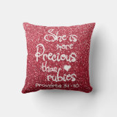 彼女はルビーの諺のグリッターより大切です クッション (裏面)