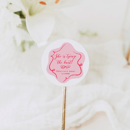 彼女はレトロな波打つピンクと赤の結婚式を挙げる ラウンドシール