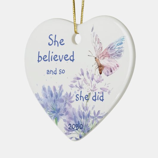 「彼女は信じやる気を起こさせる引用文 セラミックオーナメント (左)