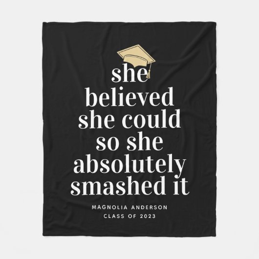 彼女は信じ卒業できた フリースブランケット (正面)