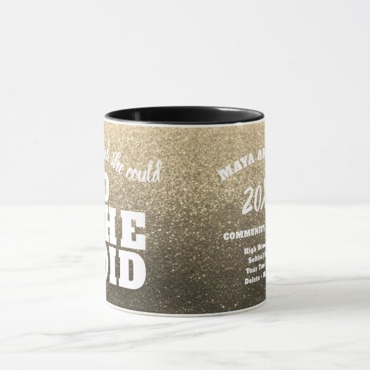 彼女は信じ卒業のグリッターが輝いた マグカップ (中央)