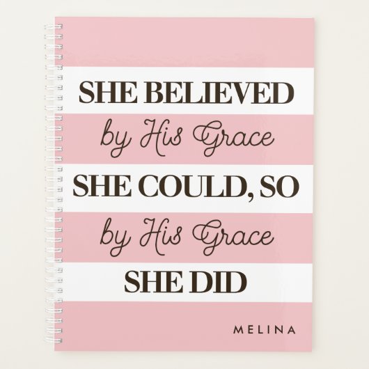 彼女は信じ彼の恵みによって成し遂げパーソナライズされたた プランナー手帳 (正面)