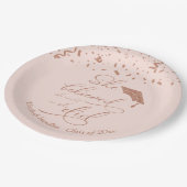 彼女は信じ彼女がパーティーを卒業した ペーパープレート (アングル)