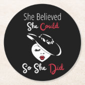 彼女は信じ自分が紙コースターを行う事が出来た ラウンドペーパーコースター (正面)