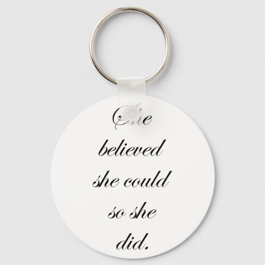 彼女は信じ鍵のチェーンを作った キーホルダー (正面)