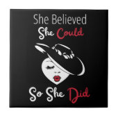 彼女は信じ陶製のタイルを作った タイル (正面)