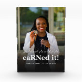 彼女は信じRNでナース写真の卒業を行った フォトブロック (正面)