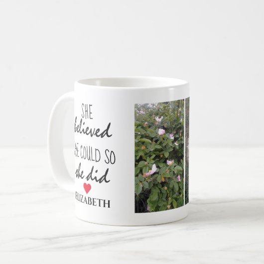 彼女は写真のコラージュに卒業マグという名前を加えた コーヒーマグカップ (正面左)