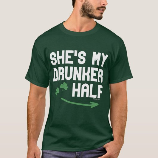 彼女は半分私のdrunkerです tシャツ (正面)