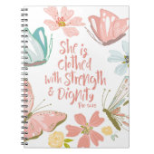 彼女は威厳のある諺を持っている ノートブック (正面)