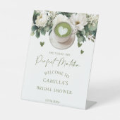 彼女は完璧な抹茶ウェルカムを見つけた 台座サイン (正面)