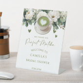 彼女は完璧な抹茶ウェルカムを見つけた 台座サイン (インサイチュ)