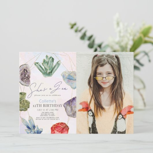 彼女は宝石クリスタルジェムストーンガール誕生日写真 招待状 (スタンド正面)