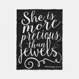 彼女は宝石大切の諺の黒より フリースブランケット