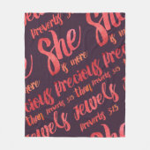 彼女は宝石大切の諺の3:15より多い フリースブランケット (正面)