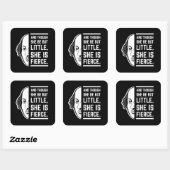 彼女は小さいが激しい引用文 スクエアシール (シート)