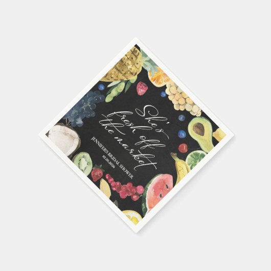 彼女は市場から外れている | 黒板ブライダルシャワー スタンダードカクテルナプキン (角)