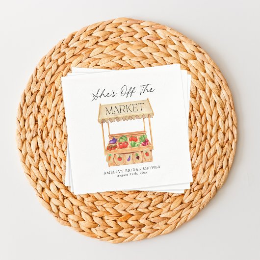 彼女は市場のトートバッグから外れている スタンダードカクテルナプキン