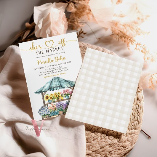 彼女は市場のフラワーブライダルシャワーの招待をオフ 招待状