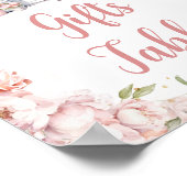 彼女は市場のブライダルシャワーギフトテーブルから ポスター (角)