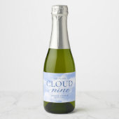 彼女は幸せの雲の上にいる ブライダルシャワー スパークリングワインラベル (正面)