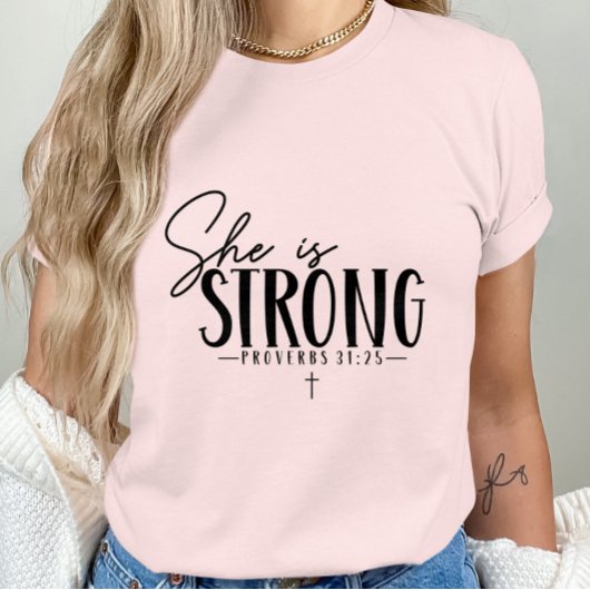 彼女は強い諺である31:25 Tシャツ