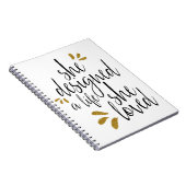 "彼女は彼女が"ジャーナルを愛した生命を設計しました ノートブック (右側)