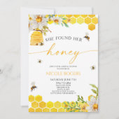 彼女は彼女のハニービーハイブブライダルシャワーを見つけた 招待状 (正面)
