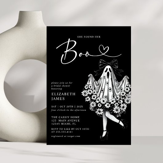 彼女は彼女のブー幽霊フローラブライダルシャワーを見つけた 招待状