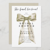 彼女は彼女のボーベージュボウブライダルシャワーを見つけた 招待状 (正面/裏面)