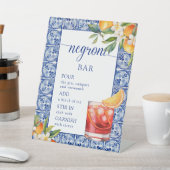 彼女は彼女のメインのスクイズネクロニバーを見つけた 台座サイン (インサイチュ)